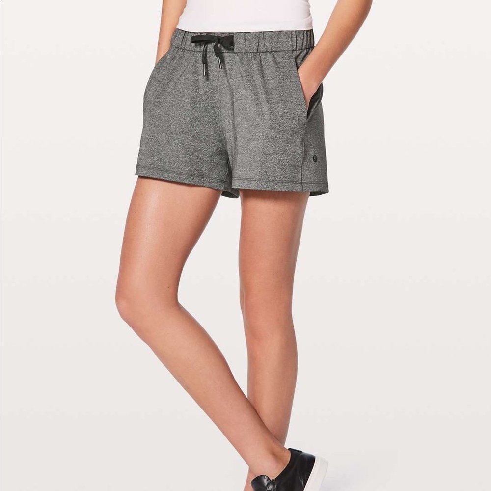 Lululemon On The Fly Short